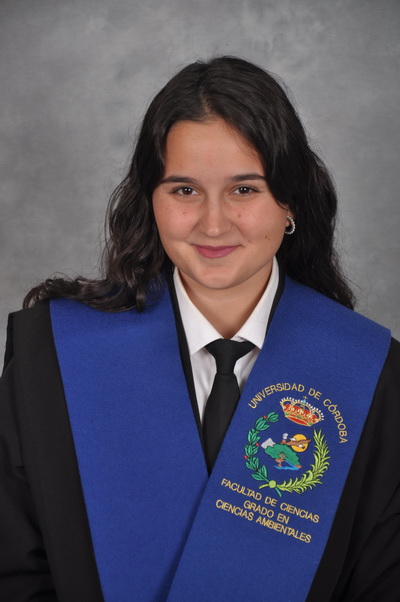 D.ª María Prados Barbero.